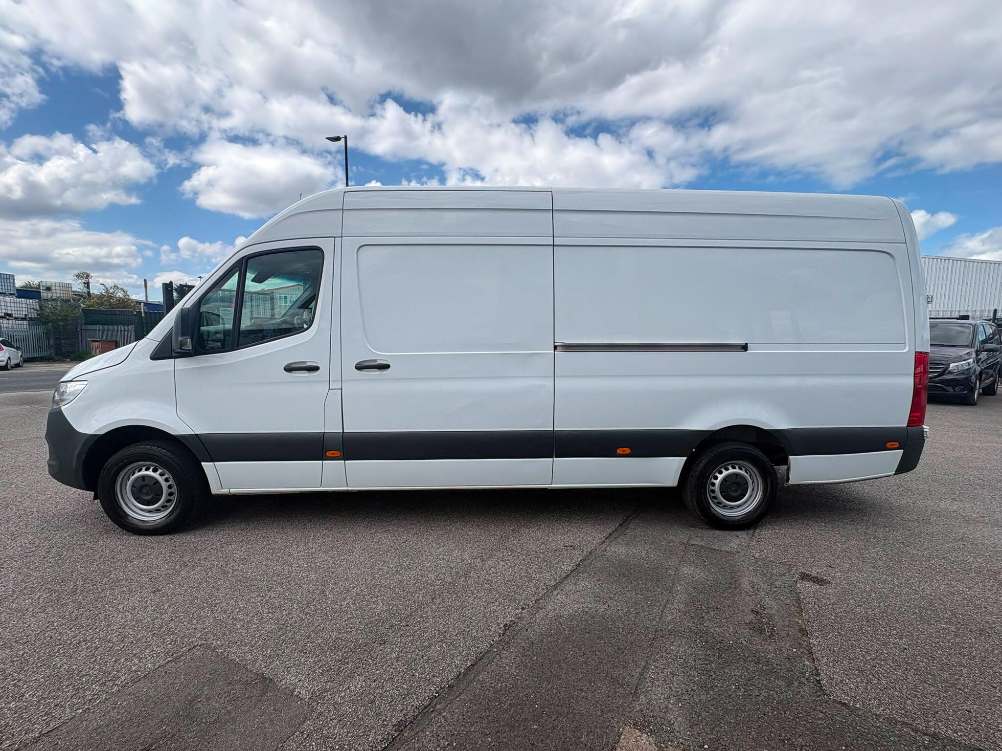Mercedes-Benz Sprinter